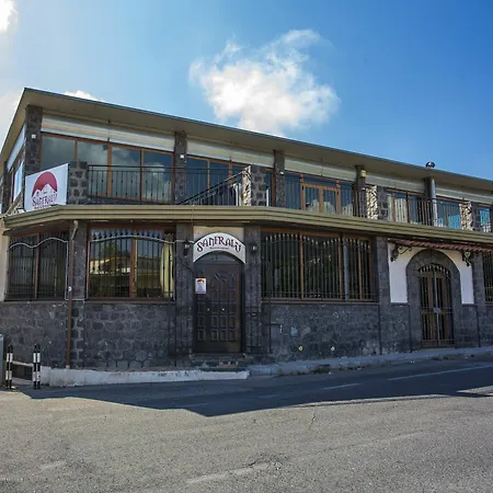 Hotel Sanfralu 3*